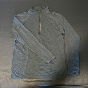 Like-new condition Lulu Lemon quarter zip. Size medium. Navy blue